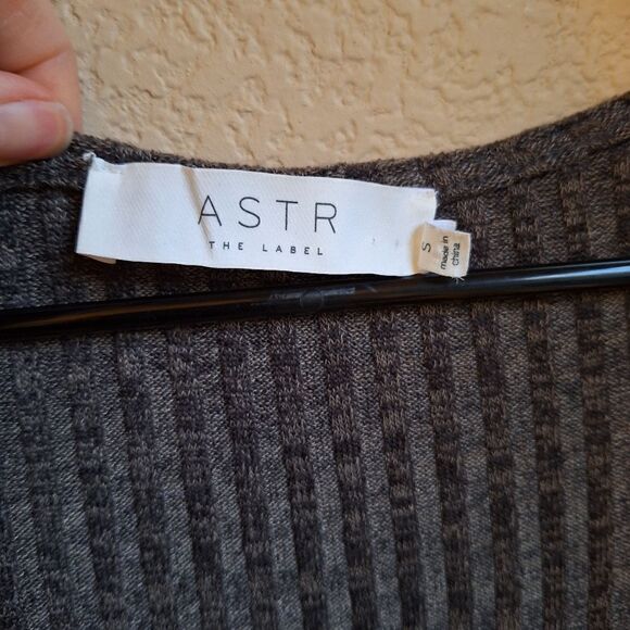 ASTR the label sweater dress - Picture 2 of 6